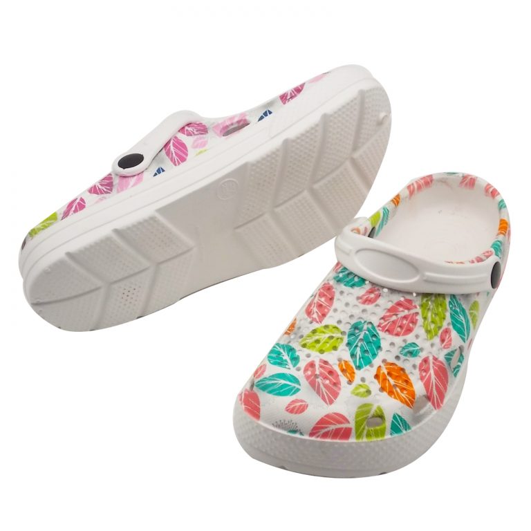 inexpensive clogs